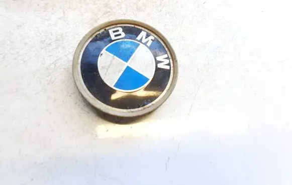 BMW 5 E39 Original wheel cap 6768640