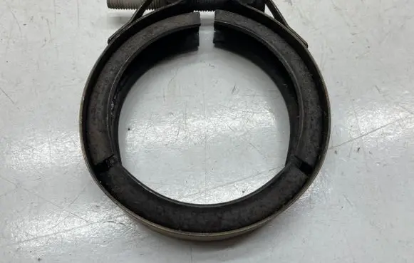 Volkswagen Transporter - Caravelle T5 Muffler pipe connector clamp 1K0253725