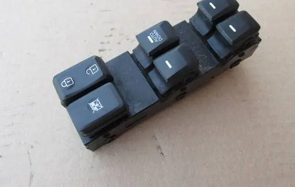 KIA Sportage Quarter vent window switch PM91W 935703W910WK