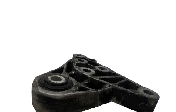 Volvo XC60 Engine mounting bracket 39267936