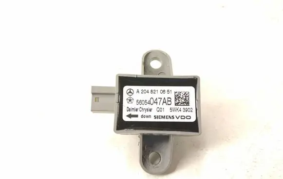 Mercedes-Benz C W204 Airbag deployment crash/impact sensor A2048210651 2048210651