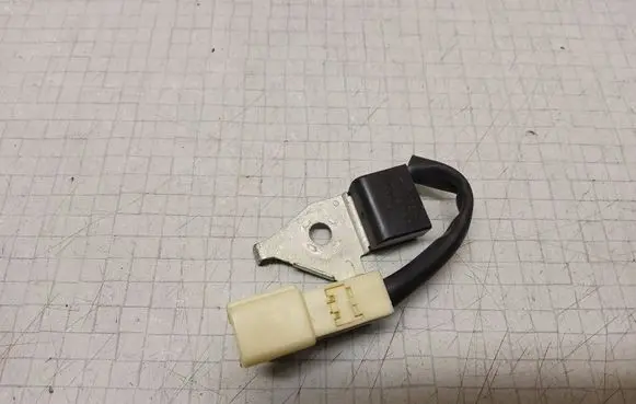 Toyota Corolla Verso E121 Sensor 9098004163