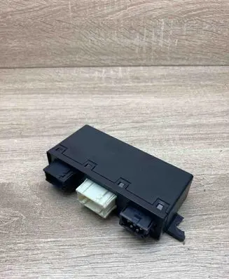 BMW 5 E39 Door control unit/module 6904251 05071754