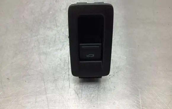 Volkswagen Scirocco Tailgate/boot open switch button 1K8959551B