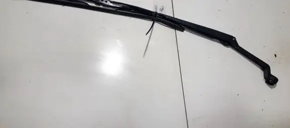 Mitsubishi Carisma Front wiper blade arm