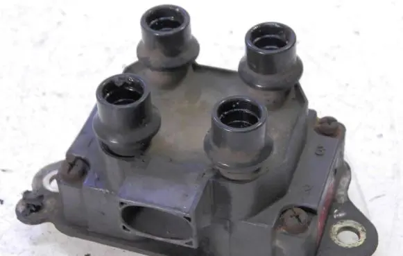 Ford Escort High voltage ignition coil 88SF-12029-A1A