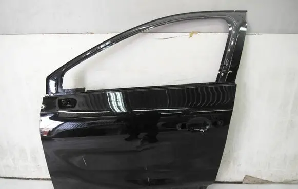 Renault Captur II Front door 802017135R