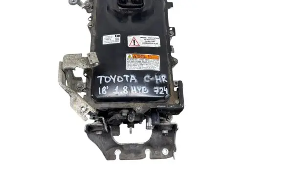 Voltage converter inverter