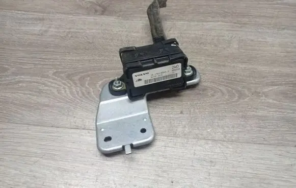 Volvo V70 ESP acceleration yaw rate sensor 10170103433 30667459 10098004862