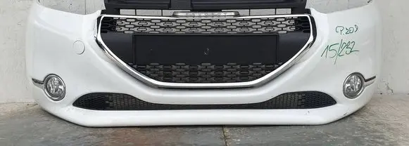 Peugeot 208 I Front bumper 9672794477