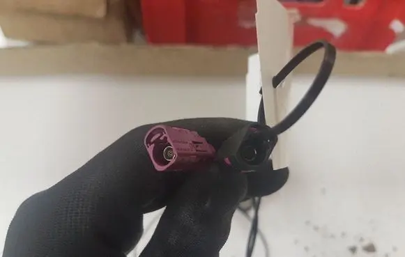 Mercedes-Benz C W204 Radio antenna