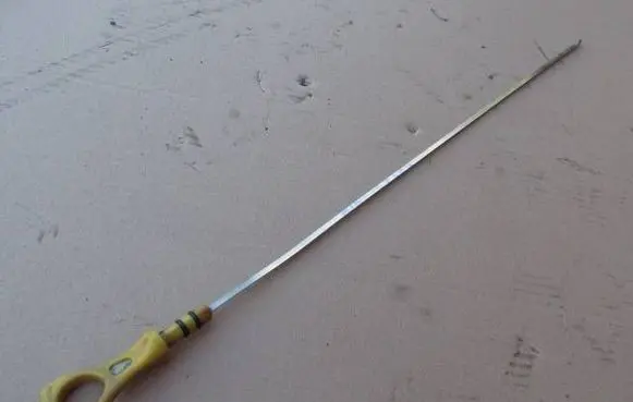 KIA Sportage Oil level dip stick ENT0N9