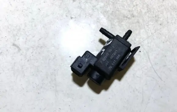 Volvo S60 Turbo solenoid valve 30611668 72224010
