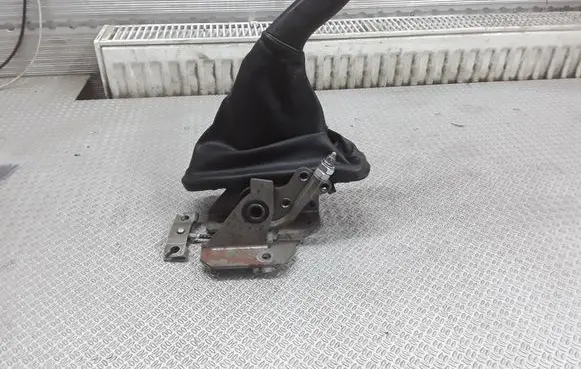 Nissan Primera Handbrake/parking brake lever assembly