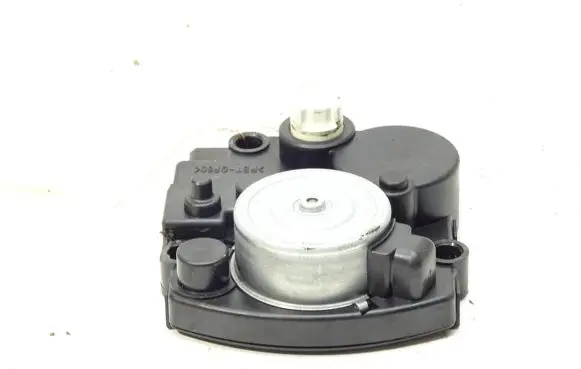 Toyota Avensis T270 Headlight level adjustment motor 85663-30010