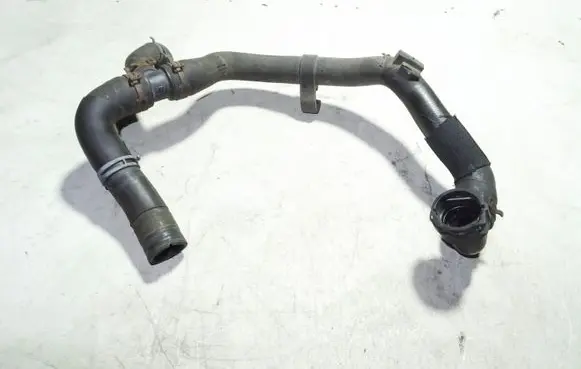 Volkswagen PASSAT B7 Engine coolant pipe/hose 3AA122051A