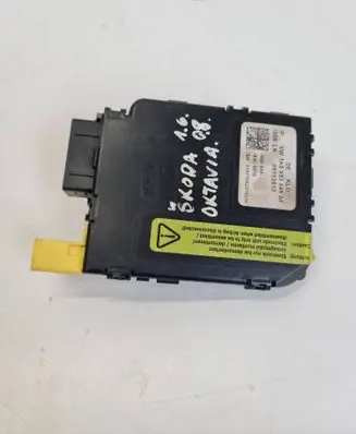 Skoda Octavia Mk2 (1Z) Steering angle sensor 1K0953549AF 05113513 01017052170224