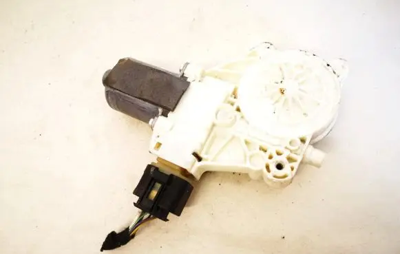 Ford S-MAX Front door window regulator motor 0130822286