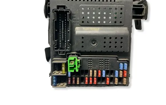 Volvo V70 Fuse module 30728542