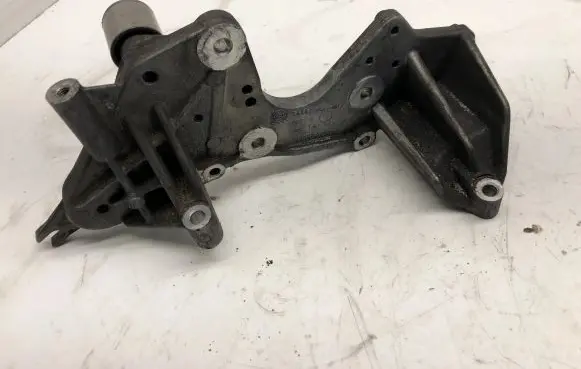 Audi A4 S4 B8 8K Fuel pump bracket 059130147P