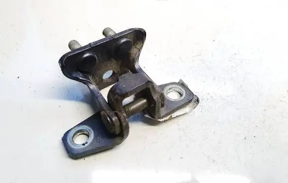 Mitsubishi Outlander Tailgate/trunk/boot hinge