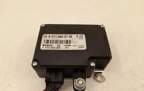 Mercedes-Benz E W211 Battery control module 2115402745 2115404225
