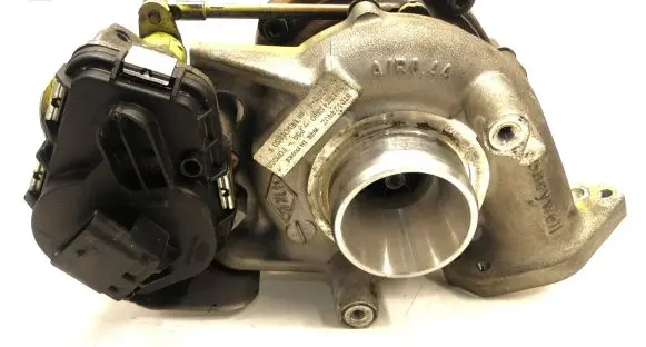 Ford Focus Turbo 9813241380