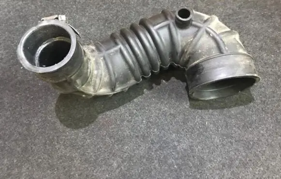 KIA Carnival Intercooler hose/pipe 0k55213340d