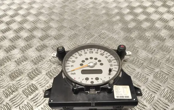 Mini One - Cooper R50 - 53 Speedometer (instrument cluster) 6921518