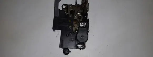 Alfa Romeo 156 Front door lock 18110241