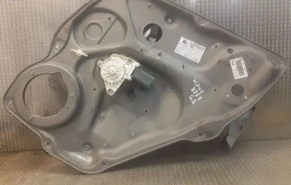 Mercedes-Benz B W245 Rear window lifting mechanism without motor A1697301679 1697301679