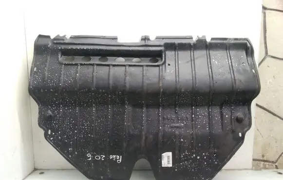 Peugeot 206 Engine splash shield/under tray