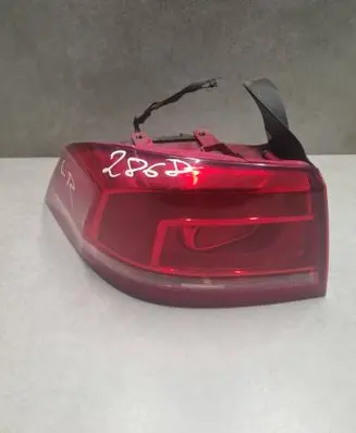 Volkswagen PASSAT B7 Rear/tail lights 3AE945095F 90004873