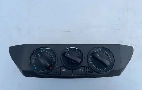 Volkswagen Polo Climate control unit 6Q0820045H 6Q0819445