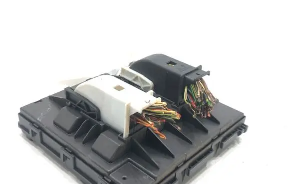 Seat Ibiza IV (6J,6P) Central body control module 6R0937087H