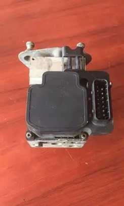 Mercedes-Benz A W168 ABS Pump 0044310912