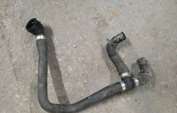 Volkswagen e-Golf Engine coolant pipe/hose 5Q0122051DD