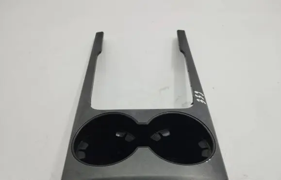 KIA Sorento Cup holder 846663E700