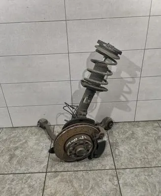 Mercedes-Benz C W204 Front wheel hub spindle knuckle