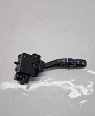 Hyundai Santa Fe Wiper control stalk 202004726