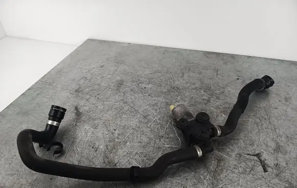 BMW 1 E81 E87 Coolant heater control valve 6928591 6928246 3363726