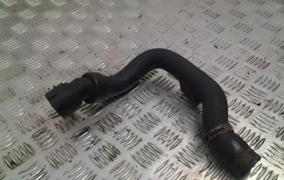 Audi A4 S4 B6 8E 8H Engine coolant pipe/hose 8E0121101C