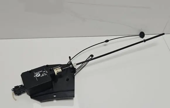 BMW 7 E38 Fuel tank cap lock motor 8352168 40620433 6711