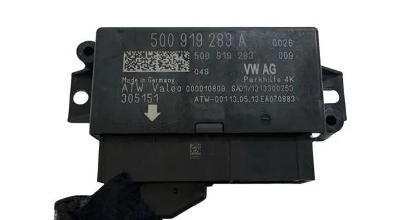 Audi A3 S3 8V Parking PDC control unit/module 5Q0919283A 5Q0919283 305151