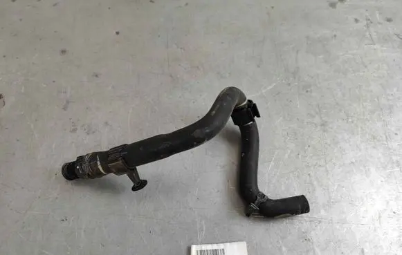 MG MG5 II Engine coolant pipe/hose 10883379