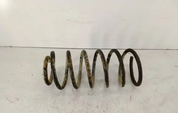 Volkswagen Golf II Front coil spring 