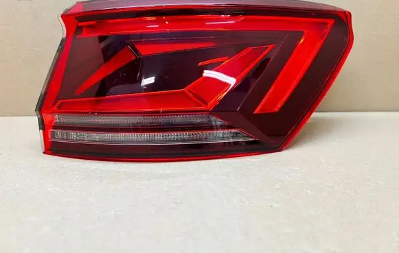 Volkswagen Touareg III Rear/tail lights 760945208C