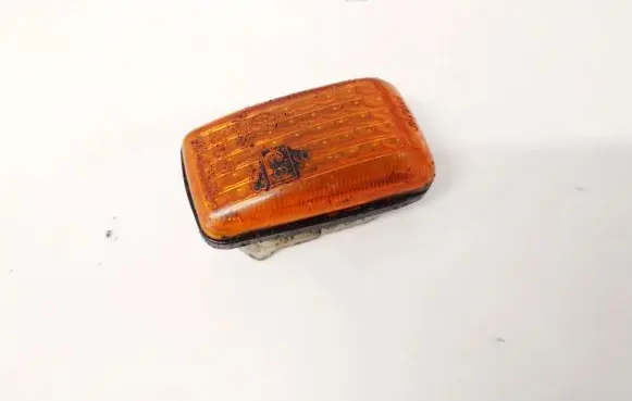 Mitsubishi Colt Front fender indicator light 21437558