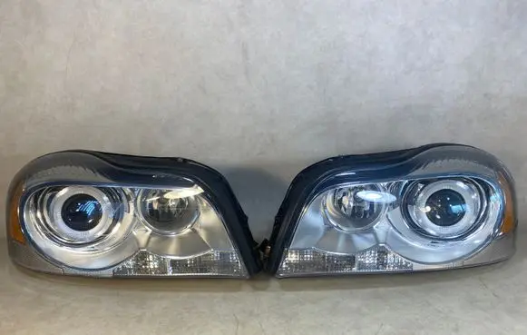 Volvo XC90 Headlights/headlamps set 31290892 31290893