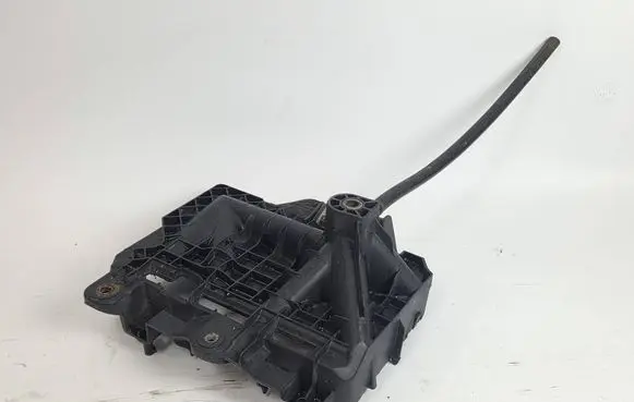Skoda Rapid (NH) Battery tray 6R0915331 DJ4CZ